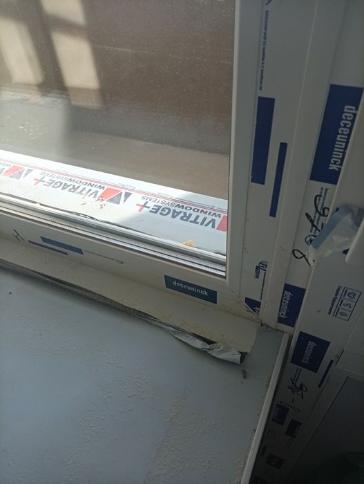 Терезе есігімен сатылады балконға