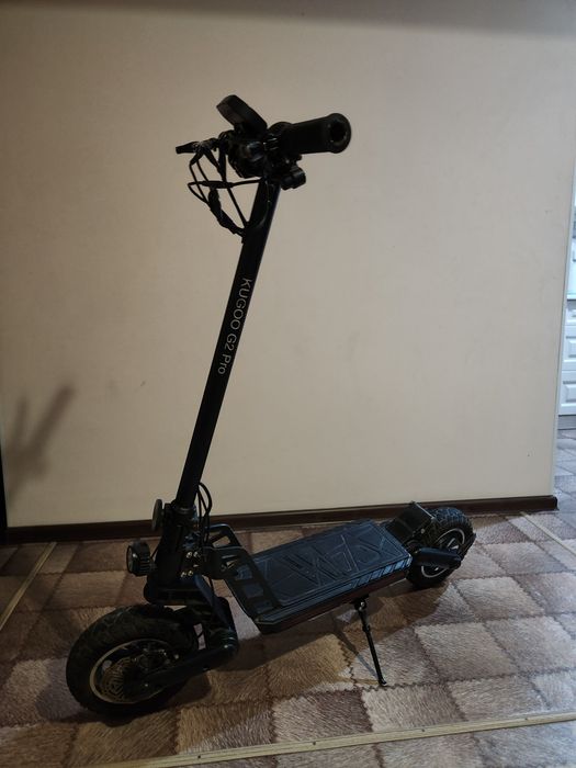 Продам электросамокат kugoo g2 pro