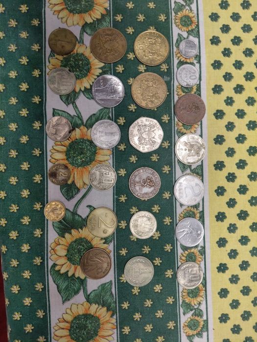 Старинни монети. Някои са доста стари тиражи