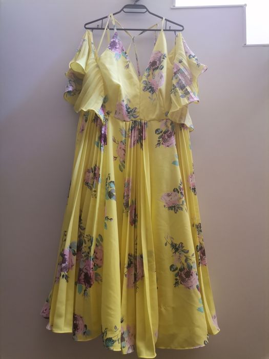 Официални рокли дълги и къси