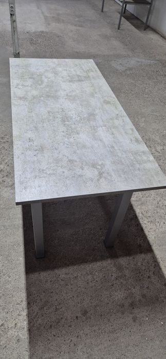 стол кухонный , стол обеденный