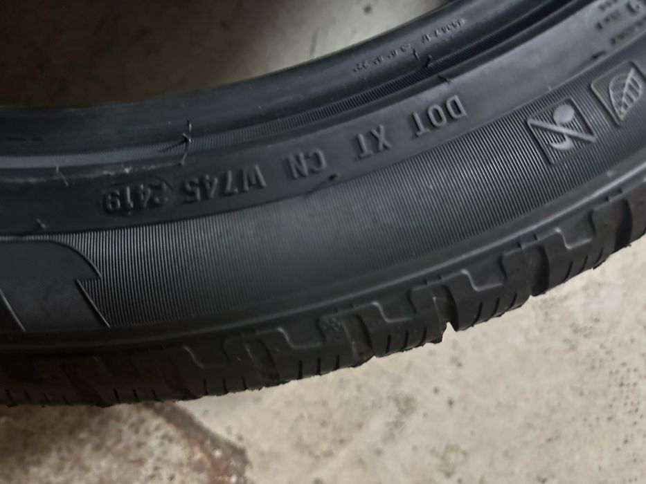 Pirelli scorpion 305 35 r21 275 40 r21 iarna