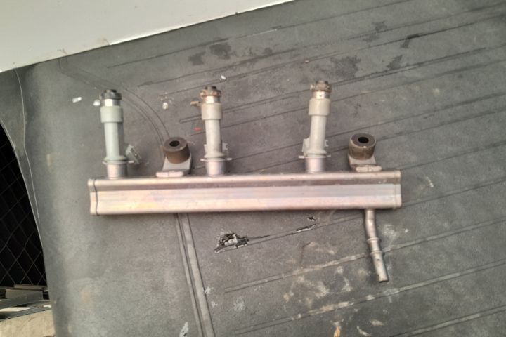 Rampa injectoare 2325000030 2325000030 Toyota Aygo a 2-a generatie