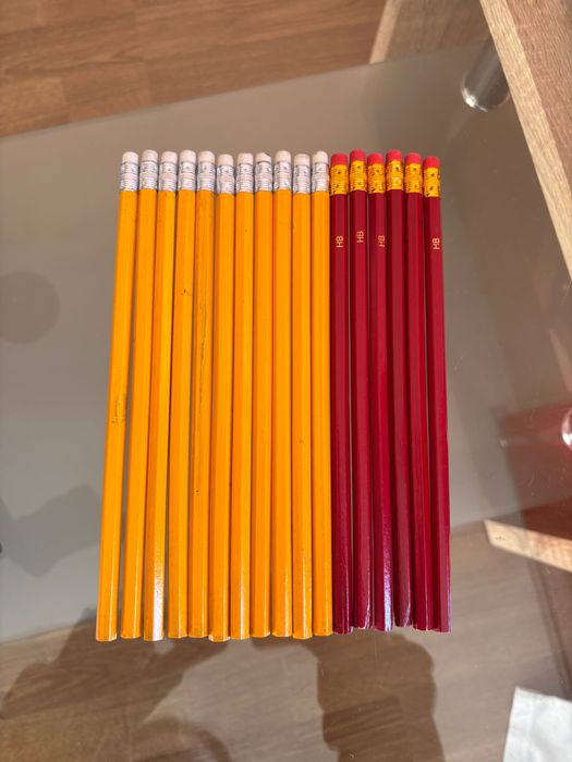 Моливи за рисуване/чертаене