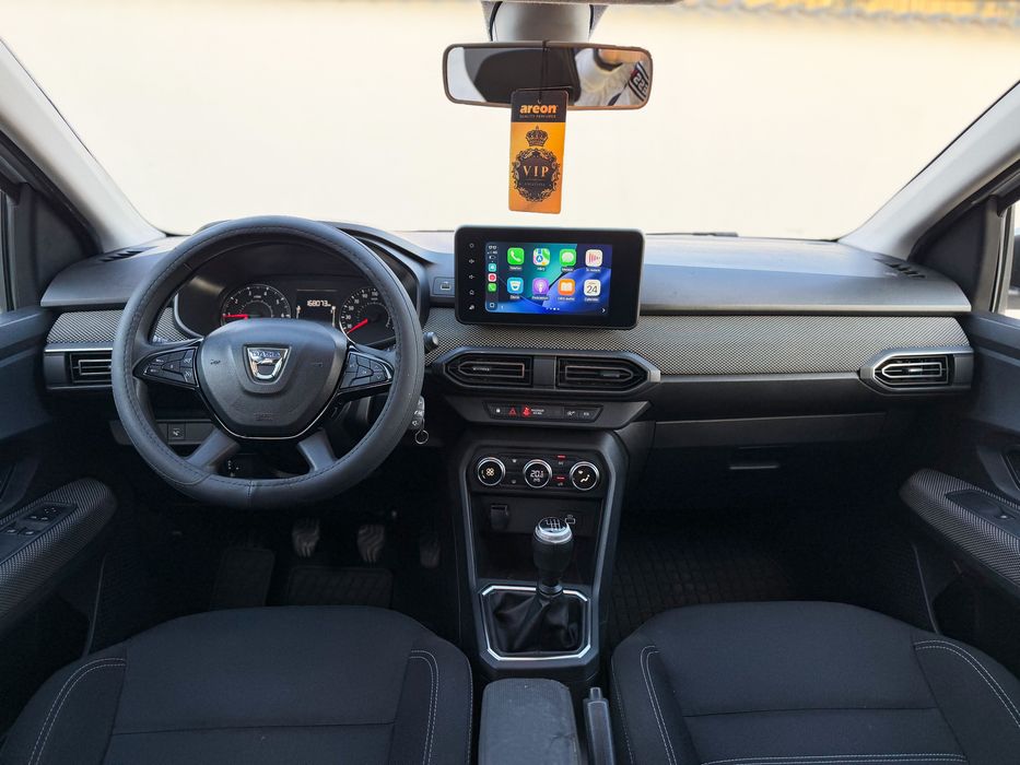 Vând Dacia Logan 3  / 2021 / 1.0 Benzină 91 CP / Euro 6
