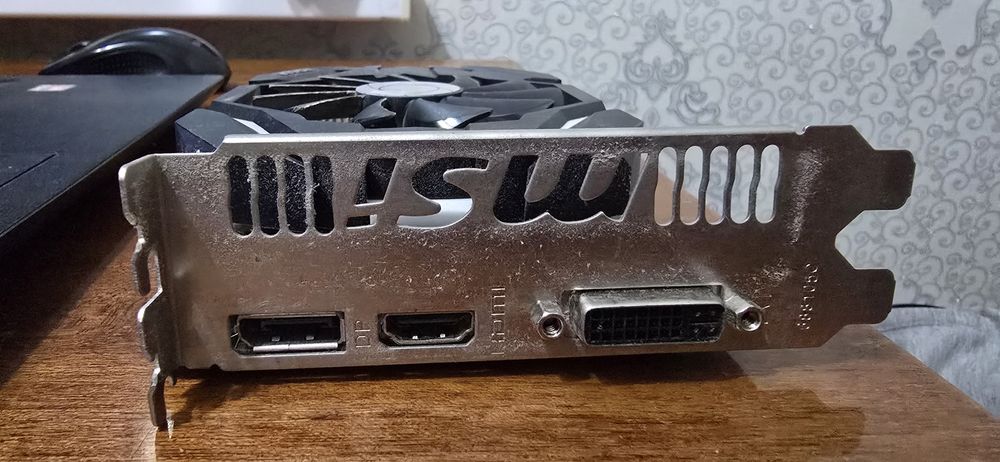 Продаю GeForce GTX 1050 Ti 4GB