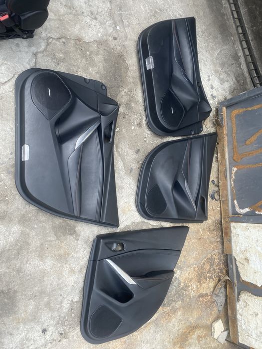 предни седалки за мазда 6 комби 2014