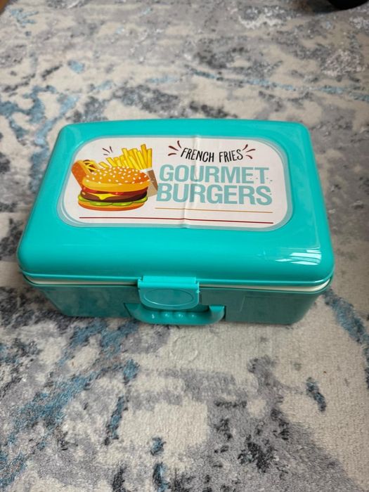 Игрушки  детские