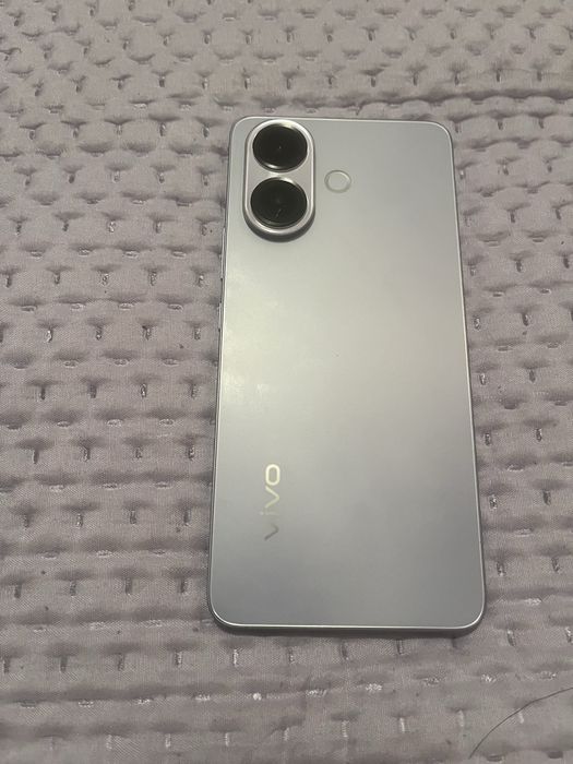 Продам смартфон телефон вивиv60