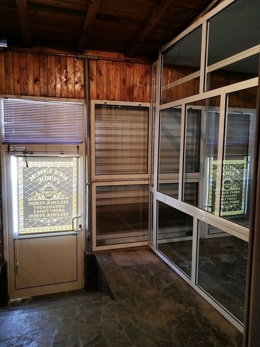 Продава се Магазин в Ямбол, Боровец - 1100 кв.м за 0 €/кв.м - Снимка #4