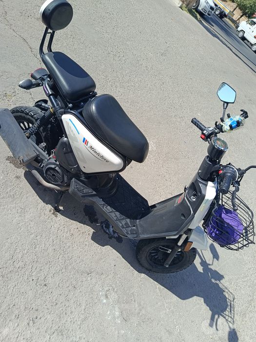 Skuter prava kerak mas