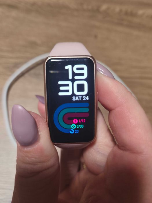 Смарт часовник гривна Huawei