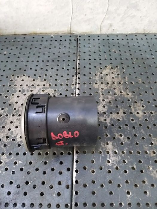 Grila ventilatie bord stanga fiat doblo 119 223 225363