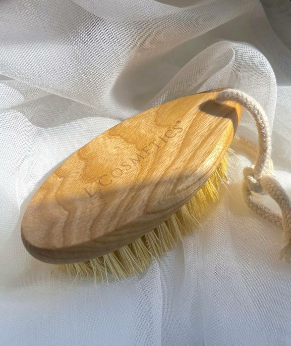 Щётка для сухого массажа