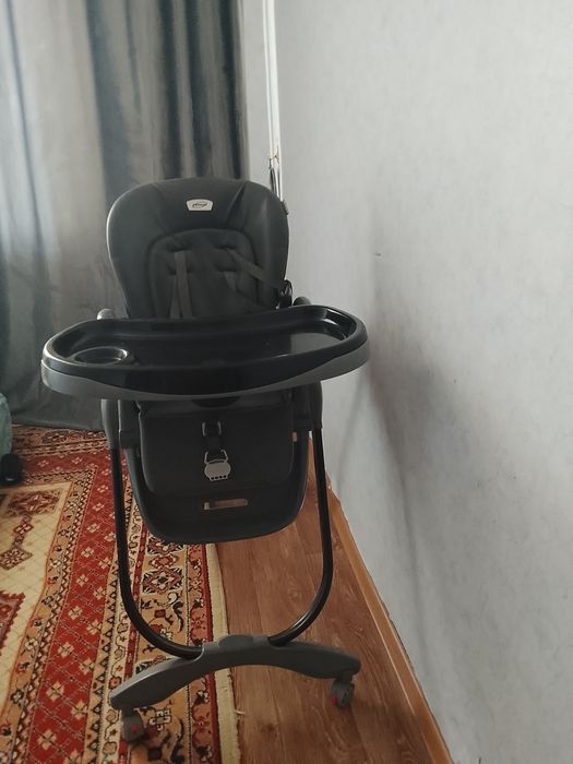Продам стульчик для кормления