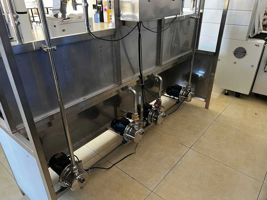 Suv quyish liniyasi / Линия розлива 20 Л / Розлив