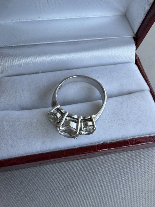 Inel din argint si cubic zirconia