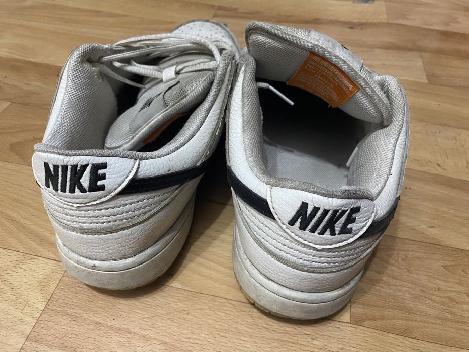 Белые найки