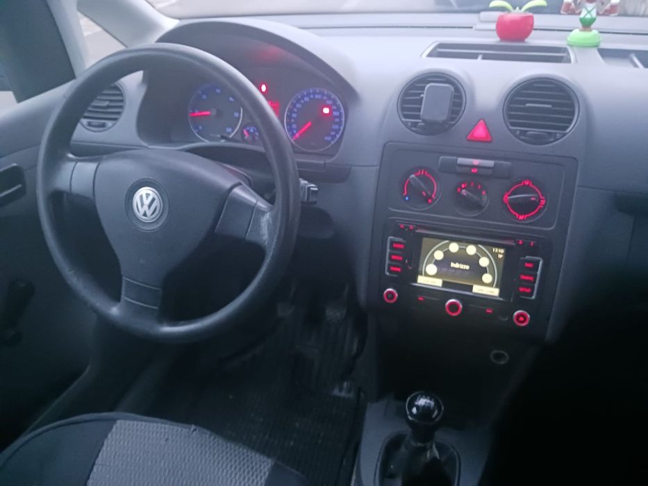 Vw caddy an 2010 ,diesel 1,9 cu 105 cai, 270 mi reali, f buna