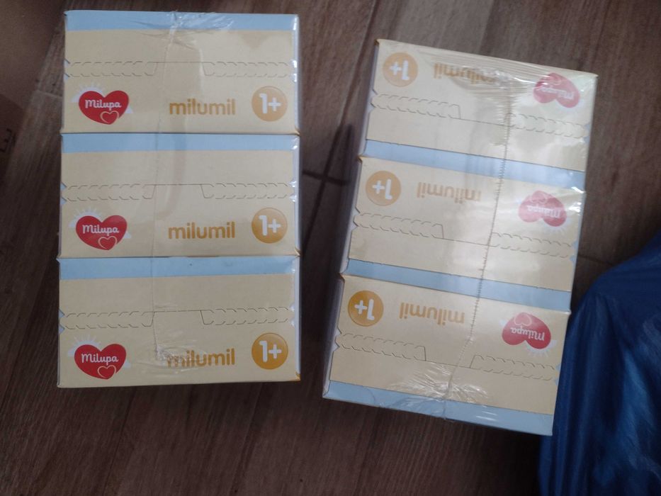 8 cutii Lapte praf de un an milupa milumil