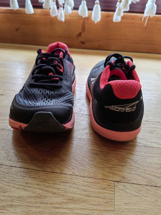 Altra Provision W