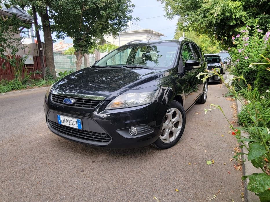 FORD Focus 2010 — imagine 3