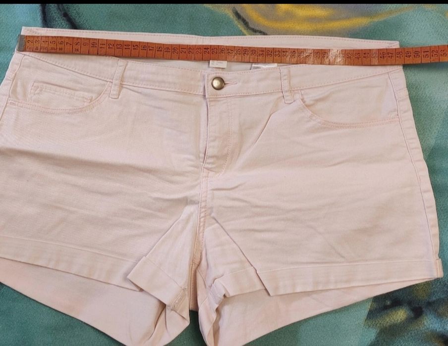 2 perechi pantaloni scurti