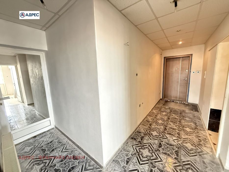 3-стаен в Ловеч-Център площ 100 цена 110000