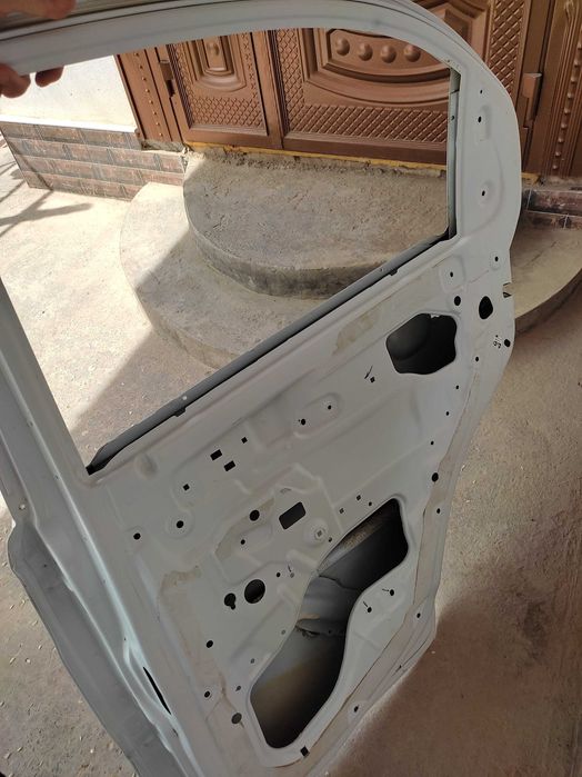 Nexia 3 орка томон онг ешик ва крел озгина кийшайган жойи бор радной