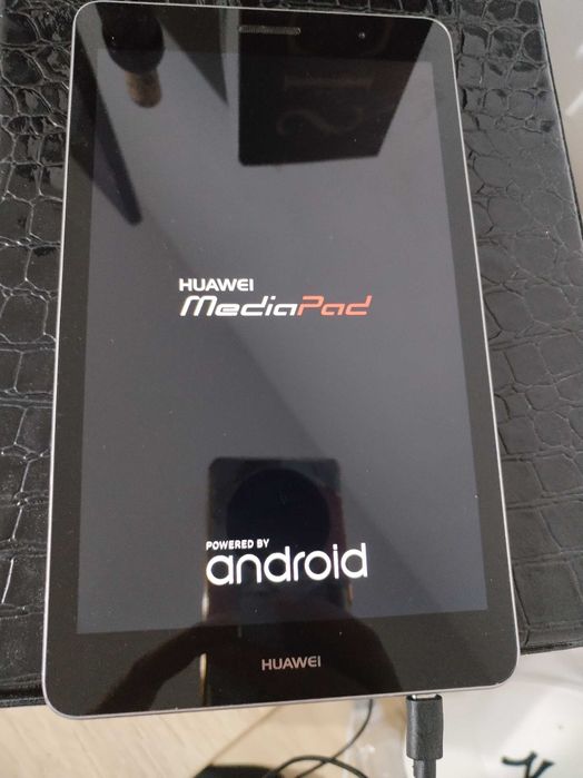 Vînd tabletă Huawei