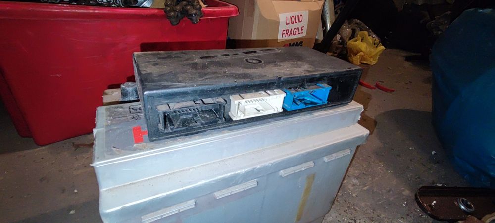 Части за BMW Е30 E36 Е46