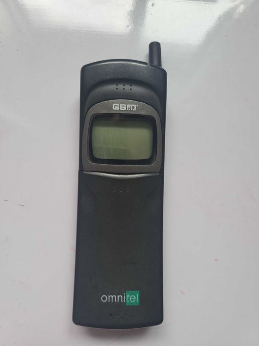 Nokia 8110 (Banană)