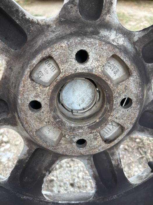 Джанти оригинални VW 14-ки 4х100 с гуми подарък