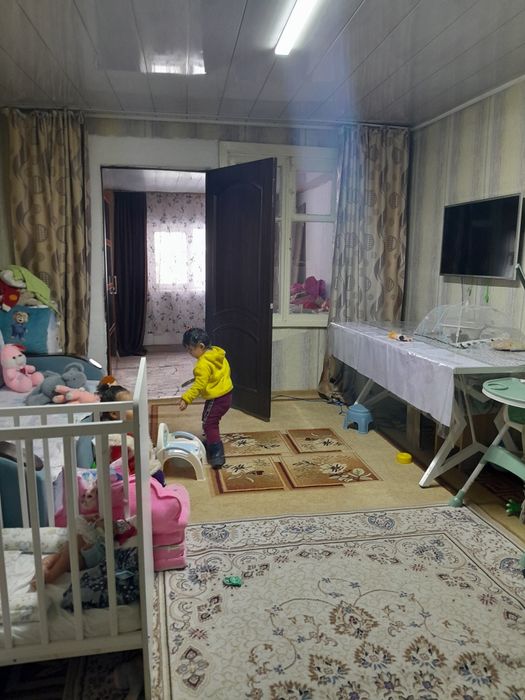 Дом в Барачного типа