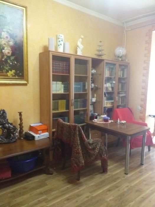 Продаётся своя квартира