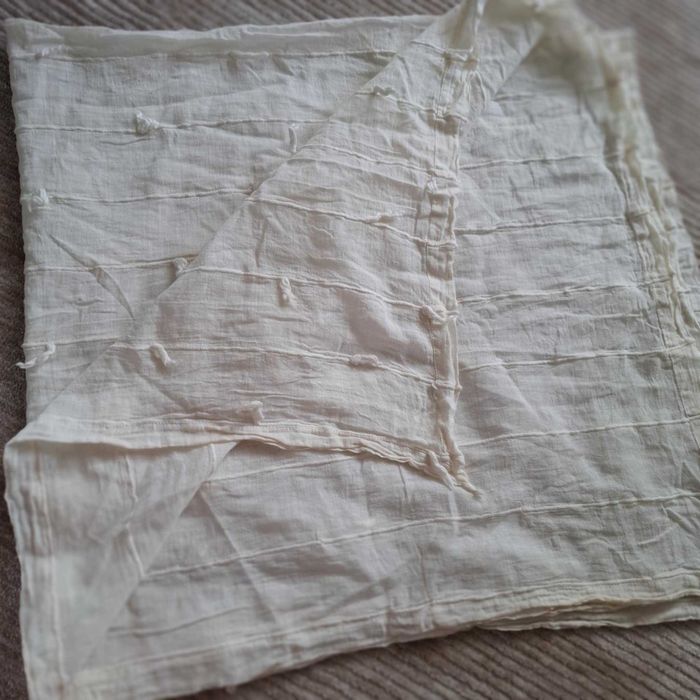 Ретро Бяла Покривка/Каре