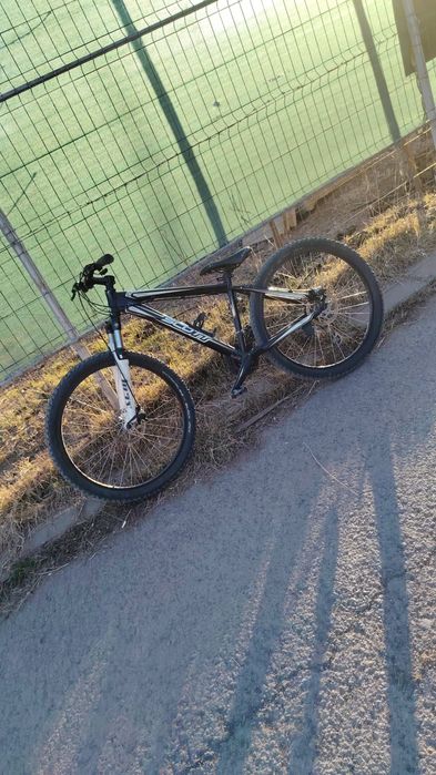 Vând bicicleta mai multe detalii în privat