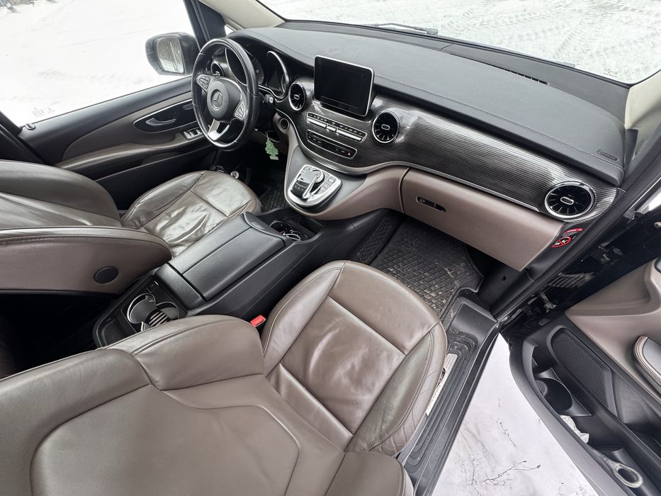 Mercedes V250cdi Extralung 7+1 2020 motor defect avariat