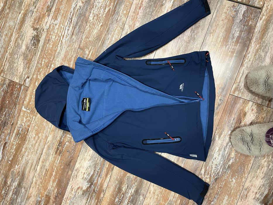 Туристическо яке Trespass softshell