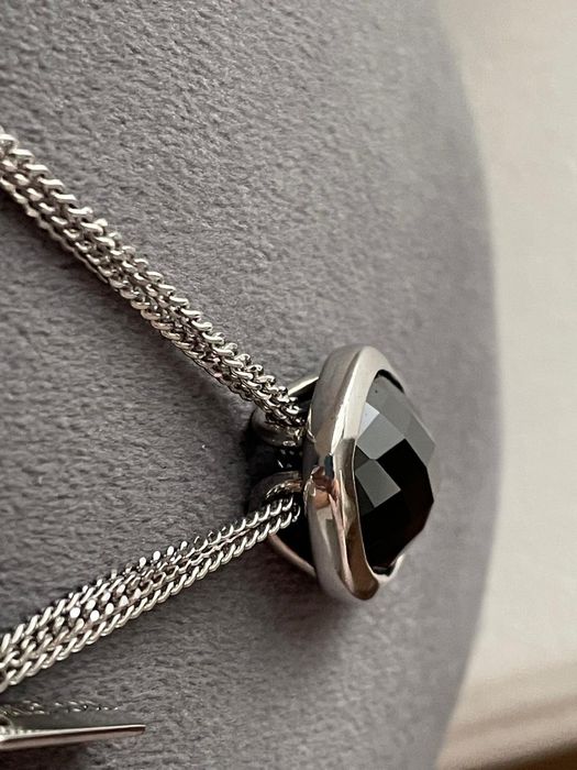 Продаётся колье серебро 925 пробы, маркированное