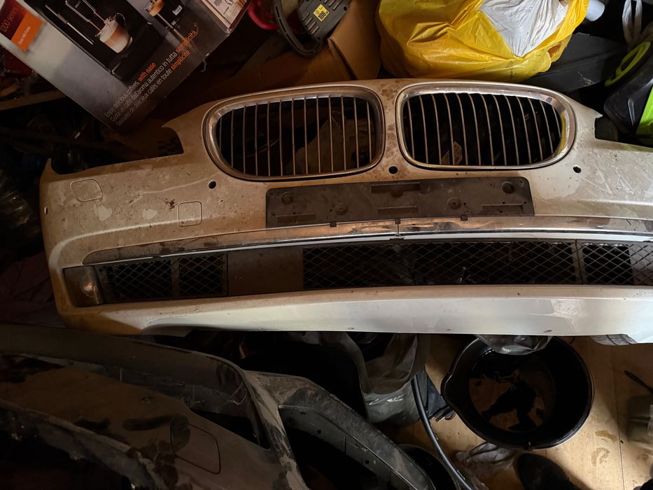 Предна броня BMW F01