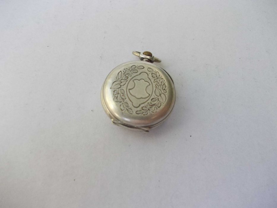 Ceas vechi de buzunar defect din argint H