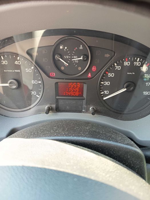 товарен микробус Peugeout Exspert