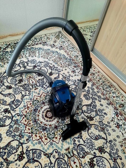 Пылесос BOSCH продам