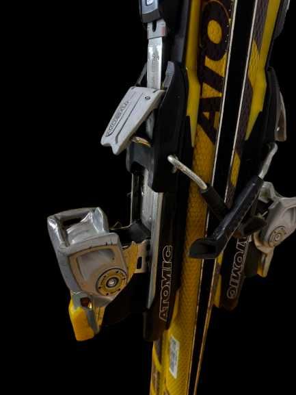 Schiuri Slalom Carver Atomic SL:9m 170 cm + Legături Race Atomic Neox 412