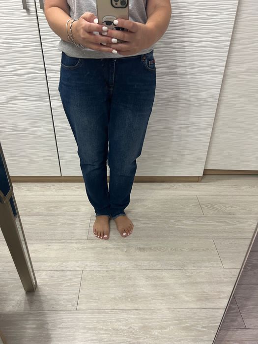 Blugi Lee Cooper boyfriend