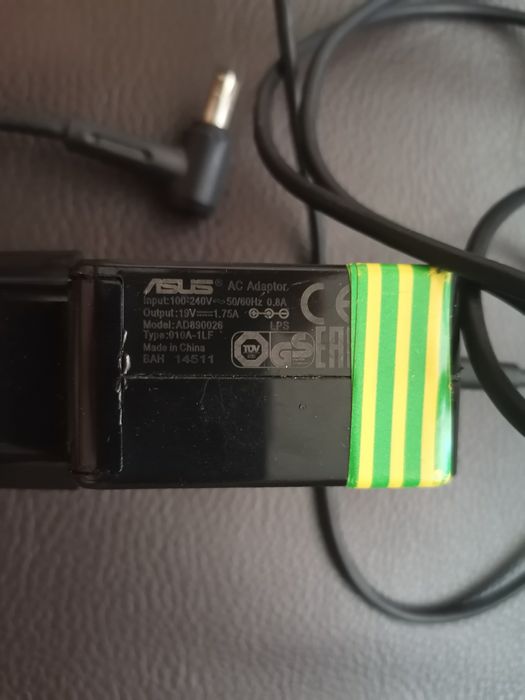Vând încărcătoare de laptop Asus
