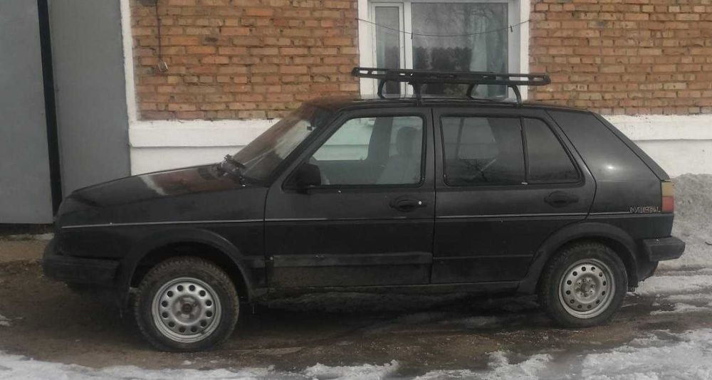 Продам автомобиль гольф 2