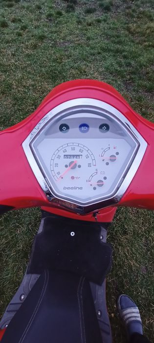 Vând scuter Beeline memory