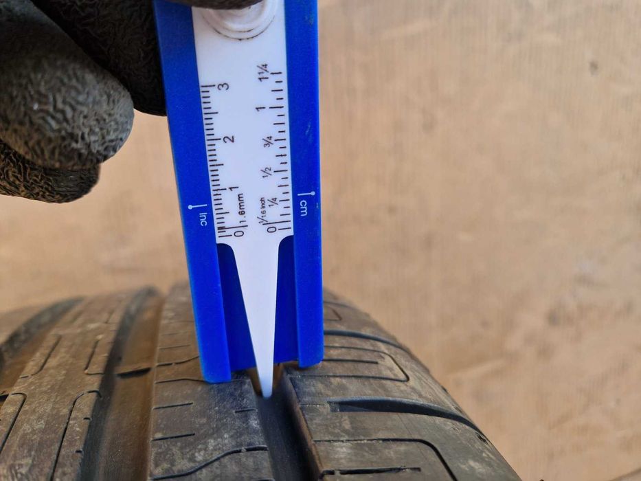 2 Goodyear R20 215/45 Летни гуми  DOT4922